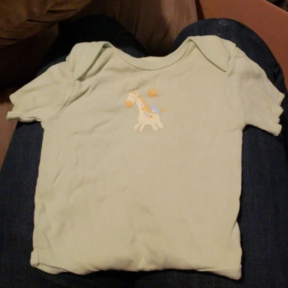 Magic Years Giraffe onesie/bodysuit
